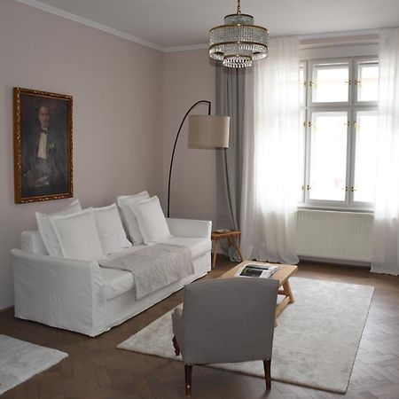 Center Marvel Apartman Ljubljana Kültér fotó