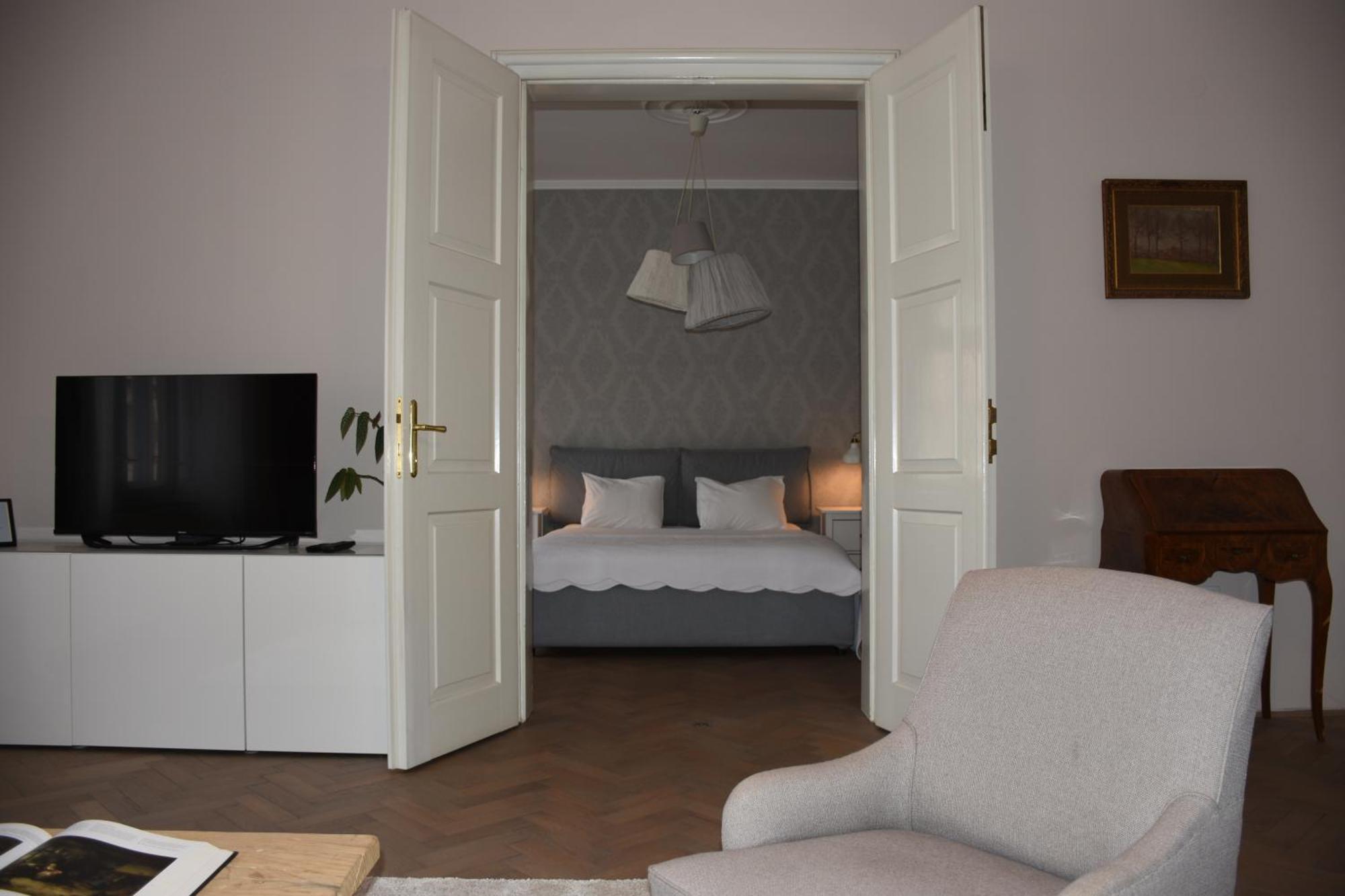 Center Marvel Apartman Ljubljana Kültér fotó